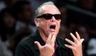 Actor Jack Nicholson reacts to play between the Los Angeles Lakers and the Boston Celtics during the second half of Game 6 of the NBA basketball finals Tuesday, June 15, 2010, in Los Angeles. (AP Photo/Jae C. Hong)

Schauspieler Jack Nicholson reagiert auf das Basketball-Spiel zwischen den Los Angeles Lakers und den Boston Celtics in der zweiten Hälfte des Spiels in Los Angeles.

Los Angeles/Boston (dpa) - Die Los Angeles Lakers haben mit Leichtigkeit den Matchball der Boston Celtics im Finale der Nordamerikanischen Basketball-Serie NBA abgewehrt. Der Titelverteidiger blamierte den Rekordmeister am Dienstagabend (Ortszeit) mit 89:67, konnte somit in der Endspielserie zum 3:3 ausgleichen und ein siebtes und entscheidendes Duell am Donnerstag ebenfalls im heimischen Staples-Center erzwingen.

Die Partie war bereits zur Pause beim Stand von 51:31 für die Gastgeber so gut wie entschieden. Los Angeles zeigte sich im Gegensatz zur 86:92-Niederlage zwei Tage zuvor in Boston mannschaftlich geschlossen. Selbst die Reservisten trafen diesmal, während bei den Celtics die Ersatzleute ein Totalausfall waren. Der klare Heimsieg der Lakers geriet im zweiten Durchgang nie in Gefahr. Bester Werfer bei LA war Kobe Bryant mit 26 Punkten. Ray Allen erzielte mit 19 Zählern die meisten Punkte für Boston.

In der NBA-Geschichte kommt es damit zum fünften Mal zu einem echten Endspiel zwischen den Lakers und den Celtics. Die vier vorangegangenen Endspiele hat alle Boston gewonnen - alle auswärts.

# dpa-Notizblock

## Internet - [NBA](http://nba.com)

## Ort - [Halle](Staples-Center, Los Angeles, CA, 90015, USA)

* * * * Die folgenden Informationen sind nicht zur Veröffentlichung bestimmt

## dpa-Kontakte - Autor: Heiko Oldörp, +49 40 411332232, - Redaktion: Martin Fischer, +49 40 411332222,

dpa op xx n1 fi


 Foto: ap