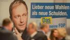 Die FDP setzt bei ihrem Slogan weniger auf Inhalt: «Lieber neue Wahlen als neue Schulden» lautet die Aufschrift eines Wahlplakates mit dem Spitzenkandidaten der Partei, Christian Lindner. Aber Besserung ist in Sicht. Die FDP hat sich nach 15 Jahren ein neues Grundsatzprogramm gegeben und will damit liberale Antworten auf die aktuellen Krisen präsentieren. Foto: Michael Gottschalk/dapd