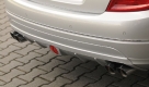 Mit 7,8 Sekunden von 0 auf 100 km/h benötigt der C 220 CDI mit dem Brabus D3-Leistungskit knapp eine Sekunde weniger Beschleunigungszeit als das Serienfahrzeug. Mit einer Höchstgeschwindigkeit von 239 km/h ist die Limousine zehn km/h schneller als in der Serie. Der reale Mehrverbrauch bei den Leistungssteigerungen hängt stark von der Fahrweise ab. Wer die zusätzlichen Leistungsreserven des Triebwerks abruft, muss einen halben Liter Mehrverbrauch einkalkulieren. Foto: press-inform