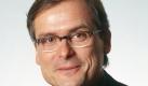 Der Journalist Axel Hacke hat zusammen mit Zeit-Chefredakteur Giovanni di Lorenzo ein ungewöhnliches Buch geschrieben: In Wofür stehst du? stellen sich die beiden Autoren die Frage nach den Werten, die sie wirklich für wichtig halten. Laut ihrem Verlag ist das Buch kein abstrakter Tugendkatalog, sondern  eine Art Inventur bisheriger Lebensführung. Foto: dpa