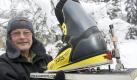 Die neue Bindung von Olympiasieger Simon Ammann - der finnische Tüftler Ilkka Tuomikoski hat sie erfunden. Foto: dpa