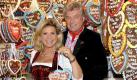 Die Inkarnation der deutschen Volksmusik - Marianne und Michael. Viel hört man von dem Paar ja nicht mehr, aber gehalten haben sie sich wirklich gut. Und natürlich sind sie in Deutschland eine echte Instanz was volkstümliche Musik betrifft. Foto: dpa