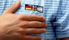 Deutschland ist allgegenwärtig - auf der Brust und im Telefonbuch der Kleinstadt Eldorado. Foto: Sebastian Reichert/news.de