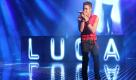 Luca Hänni wählte eine Schnulze von Boyzone - und ließ Mädchenherzen damit erneut höher schlagen. Foto: RTL/Stefan Gregorowius