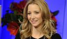 Lisa Kudrow hat die einfältige Phoebe in Friends gespielt. Privat scheint sie ihrer rolle nicht zu sprechen. Die Schauspielerin ist seit 1995 mit dem Franzosen Michel Stern verheiratet. Sie haben einen 12-jährigen Sohn. Kudrow hatte einen Gastauftritt in der Serie Cougar Town mit Courteney Cox. Foto: ap