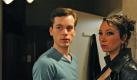 ... halst Schuh dem stocksteifen Deutschen einen unnötigen Undercover-Job bei einer Erotik-Chat-Line auf. Dabei verliebt sich Richter in die dubiose Lucy (Ursula Strauß). Foto: ZDF/Bernhard Berger