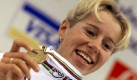 Beatrix Trixi Worrack (Foto) kann auf eine bereits achtjährige Karriere in der nationalen und internationalen Spitze zurückblicken. Die 27-Jährige ist amtierende Deutsche Meisterin im Zeitfahren, wurde 2006 Zweite bei der Straßen-WM im Straßenradrennen und 2004 Vierte bei der Straßen-WM. Foto: dpa