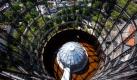 Das Foto zeigt die Kuppel des denkmalgeschützten Gasometers in Berlin-Schöneberg. An dem knapp 80 Meter hohen Industrie-Denkmal begannen heute die Sanierungsarbeiten. Die EUREFAG investiert ca. 3.8 Millionen Euro in die Sanierung. Foto: dapd