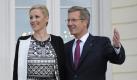 Bundesprsident Christian Wulff und seiner Frau Bettina sieht man den Altersunterschied nicht auf Anhieb an. Doch das Paar trennen immerhin 14 Jahre. Seit 2008 sind sie verheiratet. Foto: dapd
