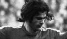 Gerd Müller gilt als Bomber der Nation. Bei der Weltmeisterschaft 1970 - dem ersten Höhepunkt seiner Länderspielkarriere - wurde er mit zehn Treffern Torschützenkönig. Zwei Jahre später holte er mit Deutschland den Europameistertitel und wurde auch bei diesem Turnier mit vier Treffern Torschützenkönig. Absoluter Höhepunkt war für ihn der WM-Titel 1974. Müller war es, der in seinem Heimatstadion München im Finale das Siegtor gegen die Niederlande erzielte. Danach erklärte er seinen Rücktritt aus der Nationalmannschaft. Foto: dpa