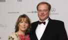 Dirk Niebel und seine Frau Andrea beim Bundespresseball. Heimlicher Star in der Familie des Bundesministers für wirtschaftliche Zusammenarbeit und Entwicklung ist allerdings ein Vierbeiner: Golden Retriever Herrmann besitzt sogar seine eigene Internetseite. Auf der plaudert er auch intime Details aus: «Es war Liebe auf den ersten Blick.» Foto: dapd