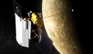 Eine Grafik zeigt die Weltraumsonde Messenger in einer Umlaufbahn des Planeten Merkur. In den letzten sechseinhalb Jahren legte die Raumsonde 7,89 Milliarden Kilometer zurück und erreichte gestern die Umlaufbahn des Merkurs. Foto: dapd