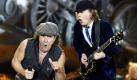 Die Heavy Metal-Band AC/DC bringt eine eigene Wein-Kollektion heraus. Zusammen mit dem renommierten, australischen Weingut Warbum Estate bietet die Band nach ihren Hits benannte Weine an, berichteten australische Medien. So kommen Back In Black Shiraz, Highway To Hell Cabernet Sauvignon, You Shook Me All Night Long Moscato und Hells Bells Sauvignon Blanc auf den Markt. Foto: dpa