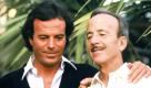 Platz 4: Papuchi. Der Frauenarzt Julio Iglesias Puga hinterließ bei seinem Tod mit 90 Jahren im Dezember 2005 nicht nur seinen berühmten Sohn gleichen Namens und den ebenfalls famosen Enkel Enrique. Einige Monate nach seinem Tod wurde zudem seine jüngste Tochter geboren. Papa posthum, und das in dem Alter - das muss ihm erstmal jemand nachmachen. Seinen Spitznamen Papuchi, Papilein, hat er sich redlich verdient. Foto: dapd