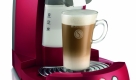 Wie auch die Dolce Gutso kann die SenseoLatte Select Milchgetränke wie Latte Macchiato, Milchkaffee oder Kakao herstellen.Anders als die Dolce Gutso benutzt die Senseo dazu nicht Milchpulve, sondern frische Milch aus dem integrierten Milchtank. ImTest ist die Senseo Latte Select durch einen hohen Stromverbrauch aufgefallen.  Foto: Philips