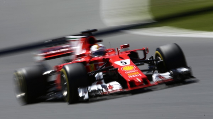 Mercedes-Pilot Lewis Hamilton hat den Großen Preis von Spanien vor Formel-1-Spitzenreiter Sebastian Vettel gewonnen.