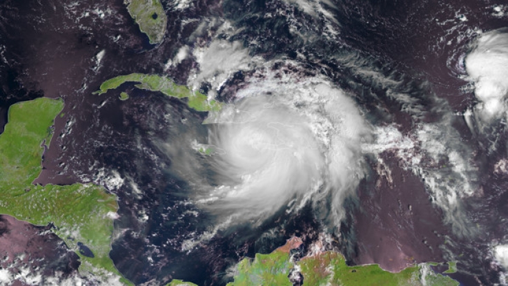 Hurrikan Matthew der Kategorie 4 über Haiti, Kuba und Jamaika.