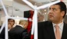 Der alte Umweltminister wird bei einer Großen Koalition nach der Wahl auch der neue sein:Sigmar Gabriel(SPD). Foto: dpa