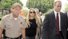 Lindsay Lohan erscheint zum Gerichtstermin. Foto: dpa