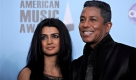 Der große Gewinner des Abends war der verstorbene Michael Jackson. Vier Auszeichnungen nahm Jermaine Jackson, hier mit seiner Frau Halima Rashid, für seinen Bruder entgegen ... Foto: ap