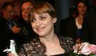 Neben Monica Bleibtreu 2006 ausgezeichnet: Katharina Thalbach. In Strajk  Die Heldin von Danzig spielte sie die Agnieszka, eine Arbeiterin der Danziger Werft und Heldin der Arbeit, die gegen die Obrigkeit kämpft. Foto: dpa