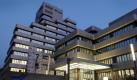 Die Zentrale der WestLB in Düsseldorf. Foto: Martin Gerten Foto: dpa