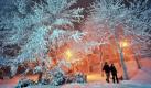 Der beleuchtete Kurpark in Oberhof verleitet Spaziergänger zum Träumen. Foto: dpa