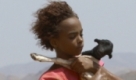 Waris (Soraya Omar-Scego) liebt ihre Heimat Somalia, will sich aber nicht mit ihrem Schicksal abfinden. Foto: Majestic Film Verleih/Walter Wehner