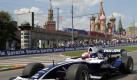 Nico Rosberg drehte 2009 vor dem Kreml in Moskau ein paar Runden. Nun bekam Sotschi den Zuschlag für das erste Formel-1-Rennen Russlands. Foto: dpa