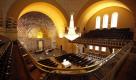 Blick in die Westend-Synagoge in Frankfurt am Main: Die Synagoge ist die größte Frankfurts und das geistliche Zentrum des jüdischen Lebens in der Mainmetropole. Das jüdische Gotteshaus wird 100 Jahre alt. Foto: ap