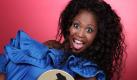 Mit Motsi Mabuse sitzt als einzige Frau eine begeisterte Tänzerin in der Let's-Dance-Jury. In Staffel zwei und drei war sie selbst Kandidatin.


 Foto: RTL