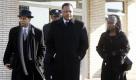 The Rev. Jesse Jackson, center, leaves Whigham Funeral Home after visiting with the family of Whitney Houston before going to the New Hope Baptist Church for her funeral in Newark, N.J. on Saturday, Feb. 18, 2012. (AP Photo/Rich Schultz) Foto: dapd