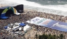 Partystimmung an der Copacabana. Foto: dpa