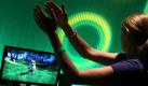 ... Hacker haben Kinect geknackt und schafften es, die Steuerung sogar an einem herkömmlichen Windows-PC zu betreiben. Microsoft ist beleidigt und will hart gegen die Hacker vorgehen. Foto: dpa