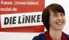 Katharina Schwabedissen geht für die Linkspartei als Nummer eins ins Rennen. Die Parteichefin und gelernte Krankenschwester ist über die Landesgrenzen hinaus nicht bekanntgeworden. Die Feministin (39) gehört dem linken Flügel ihrer Partei an, macht sich auch für innenpolitische Themen stark, fordert eine Millionärssteuer. Mit Protestaktionen will sie auf die prekäre Lage von Hartz-IV-Empfängern und sozial Schwachen in NRW aufmerksam machen. Foto: Roberto Pfeil/dapd