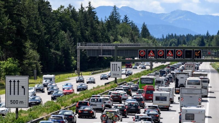 Die Urlaubsrückkehrer können für volle Autobahnen sorgen.