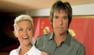 In Spanien entsteht 1998 das nächste Roxette-Album Have ANice Day, das unter anderem den Hit Wish ICould Fly enthält. Im Jahr 2000 geht Marie als Solistin auf Tour durch Schweden, ein Jahr später legen Roxette das Album Room Service vor. Es bleibt für lange Zeit das letzte neue Material von Roxette, denn 2002 wird bei Marie ein Gehirntumor gefunden. Foto: Emi