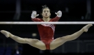 Die Amerikanerin Ivana Hong trainiert für die Gymnastik-Weltmeisterschaft in London.  Foto: ap