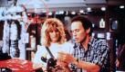 Schon 1989 wirkte Meg Ryan in einem bis heute unvergessenen Liebesfilm mit: Harry und Sally schildert die Freundschaft der titelgebenden Charaktere, gespielt von Meg Ryan und Billy Crystal. Als Harry nach einer gemeinsamen Nacht abhaut und sich Sally enttäuscht von ihm distanziert, scheint alles aus zu sein - bis er ihr seine Liebe offenbart. Foto: ddp images