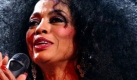 Diana Ross hingegen steht zu ihren natürlichen Haaren. In den 1970er Jahren trug sie auch stolz ihren Afro.

 Foto: dpa