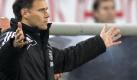 Marco van Basten: Auch der Niederländer wäre zu haben und ist zudem beim Hamburger SV im Gespräch. Sein Berater ließ unlängst verlauten: «Wir werden uns jedes seriöse Angebot anschauen.» Foto: dpa