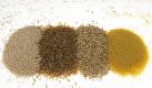 Geballte Körnerkraft: Quinoa, Grünkern, Buchweizen und Hirse sind gesund und vielseitig einsetzbar. (Bild: Remmers/dpa/tmn) Foto: dpa
