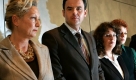 Die Abgeordneten der hessischen SPD Dagmar Metzger. Juergen Walter, Silke Tesch und Carmen Everts, von links, sind am Montag,3. November 2008 auf einer Pressekonferenz in Wiesbaden zu sehen. Die Abgeordneten erklaerten, bei der fuer Dienstag geplanten Ministerpraesidentenwahl Andrea Ypsilianti nicht ihre Stimme zu geben. (AP Photo/Michael Probst) ---Members of Hesse SPD part faction Dagmar Metzger, Juergen Walter, Silke Tesch and Carmen Everts, from left are seen during a press confernce in Wiesbaden, central Germany, Monday, Oct. 3, 2008. (AP Photo/Michael Probst) ---An emergency phone is seen next to the Commerzbank building in Frankfurt, central Germany, Monday, Nov. 3, 2008. (AP Photo/Michael Probst) Foto: ap