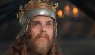 Robin Hood steht zunächst im Dienste von König Richard Löwenherz. Als der Regent eine ehrliche Meinung zu seinem Führungsstil einfordert, findet sich Robin anschließend am Pranger wieder. Foto: Universal Pictures