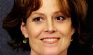 US-Schauspielerin Sigourney Weaver war als junges Mädchen zutiefst unsicher und gehemmt. Als ich auf die Highschool kam, war ich viel zu groß, linkisch und total schüchtern, verriet Weaver. Foto: dapd