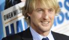 Owen Wilsons Sohn hat Charisma
Vorspann:	
Text:	
New York (dpa) - Hollywood-Schauspieler Owen Wilson (42) prophezeit seinem gerade sechs Wochen alten Sohn Robert Ford Wilson eine große Zukunft in der Filmbranche. 

«Bisher ist er noch kein gewandter Gesprächspartner, würde ich sagen, aber das muss er auch nicht sein, er ist einfach süß», sagte Wilson in einem US-Fernsehinterview. 

Ford, wie sein Sprössling genannt werde, würde jedoch bereits die Kunst des großen Auftritts beherrschen. «Wenn er in den Raum kommt, dann zieht er die ganze Aufmerksamkeit auf sich», so der Schauspieler. «Er ist ein bisschen wie Steve McQueen in 'Die glorreichen Sieben', als er nicht viel Text hatte. Man muss nur eine Kamera auf ihn richten und er ist in der Lage, die Leinwand zu füllen. Ich habe das Gefühl, (mein Sohn) geht mehr in diese Richtung», scherzte Wilson. Mutter des Kleinen ist Wilsons Freundin Jade Duell. Foto: dpa