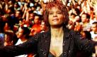 US-Popsängerin Whitney Houston hat Spekulationen über ihren Gesundheitszustand zurückgewiesen. Ihr gehe es bestens und sie freue sich nun, weitere Konzerte zu geben, sagte die 46-Jährige bei ihrer Ankunft in London. Houston sollte eigentlich heute und morgen in Manchester auftreten und am Sonntag in Glasgow. Die Termine wurden verschoben. Foto: ddp