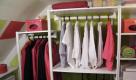 Ein ordentlicher Kleiderschrank macht vieles leichter - ausmisten ist ganz einfach. Foto: dapd