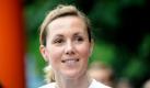 Bettina Wulff, die Frau von Niedersachsens Ministerpraesident Christian Wulff (CDU), aufgenommen am Donnerstag (10.06.10) in Hannover vor dem B2RUN um den Maschsee. Bettina Wulff ist Schirmherrin der Stiftung 'Eine Chance fuer Kinder', die pro Teilnehmer des Laufs einen Euro erhaelt. Foto: Nigel Treblin/ ddp Foto: ddp