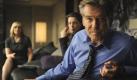 Der ehemalige britische Premierminister Adam Lang (Pierce Brosnan) mit seiner Frau Ruth (Olivia Williams) und seiner Assistentin Amelia Bly (Kim Cattrall) Foto: Kinowelt
